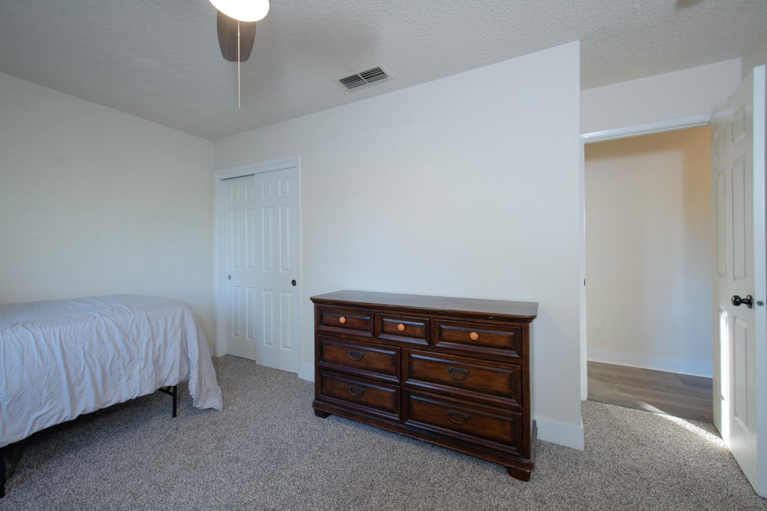 41789 Marmot Ln, Auberry, CA 93602