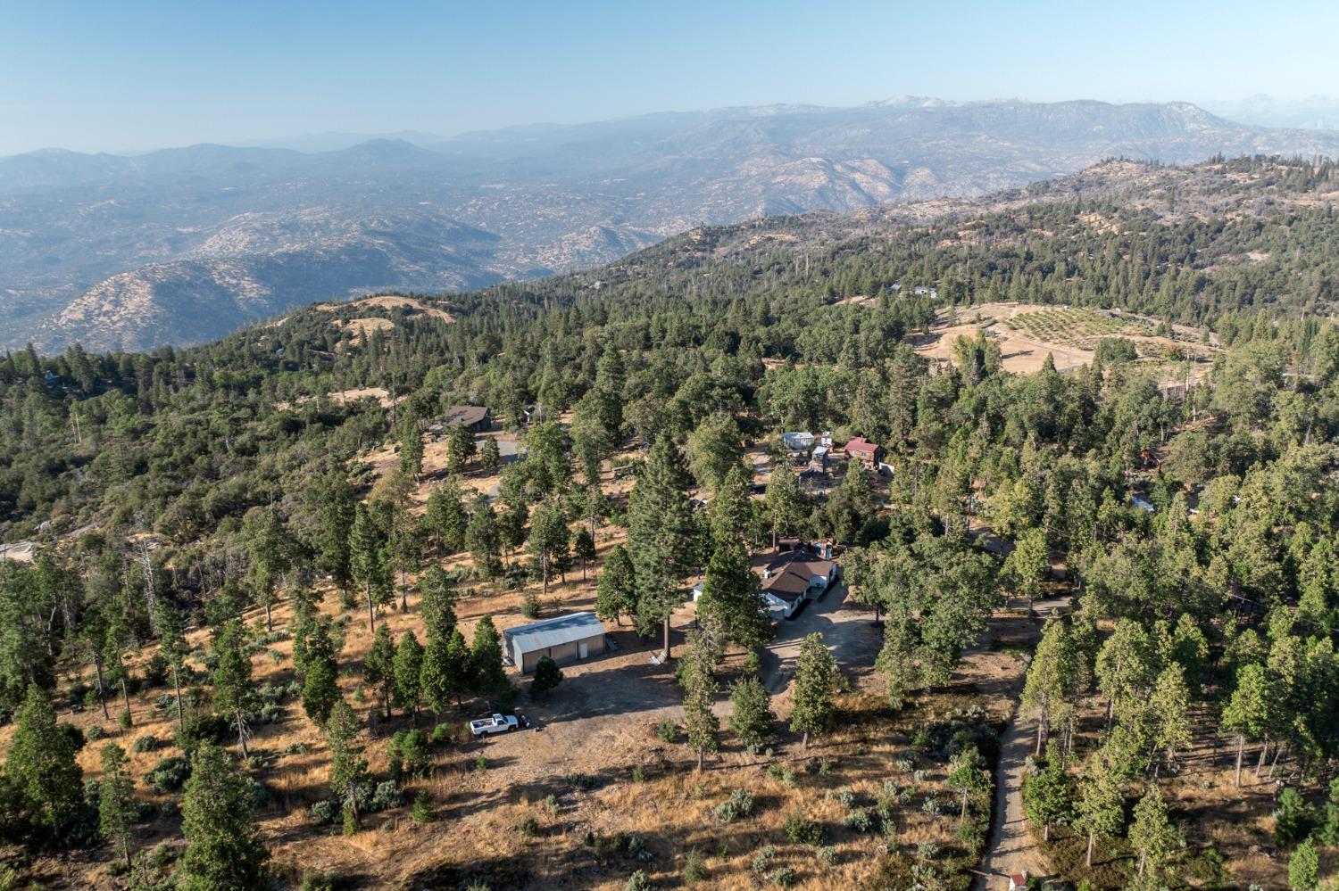41789 Marmot Ln, Auberry, CA 93602