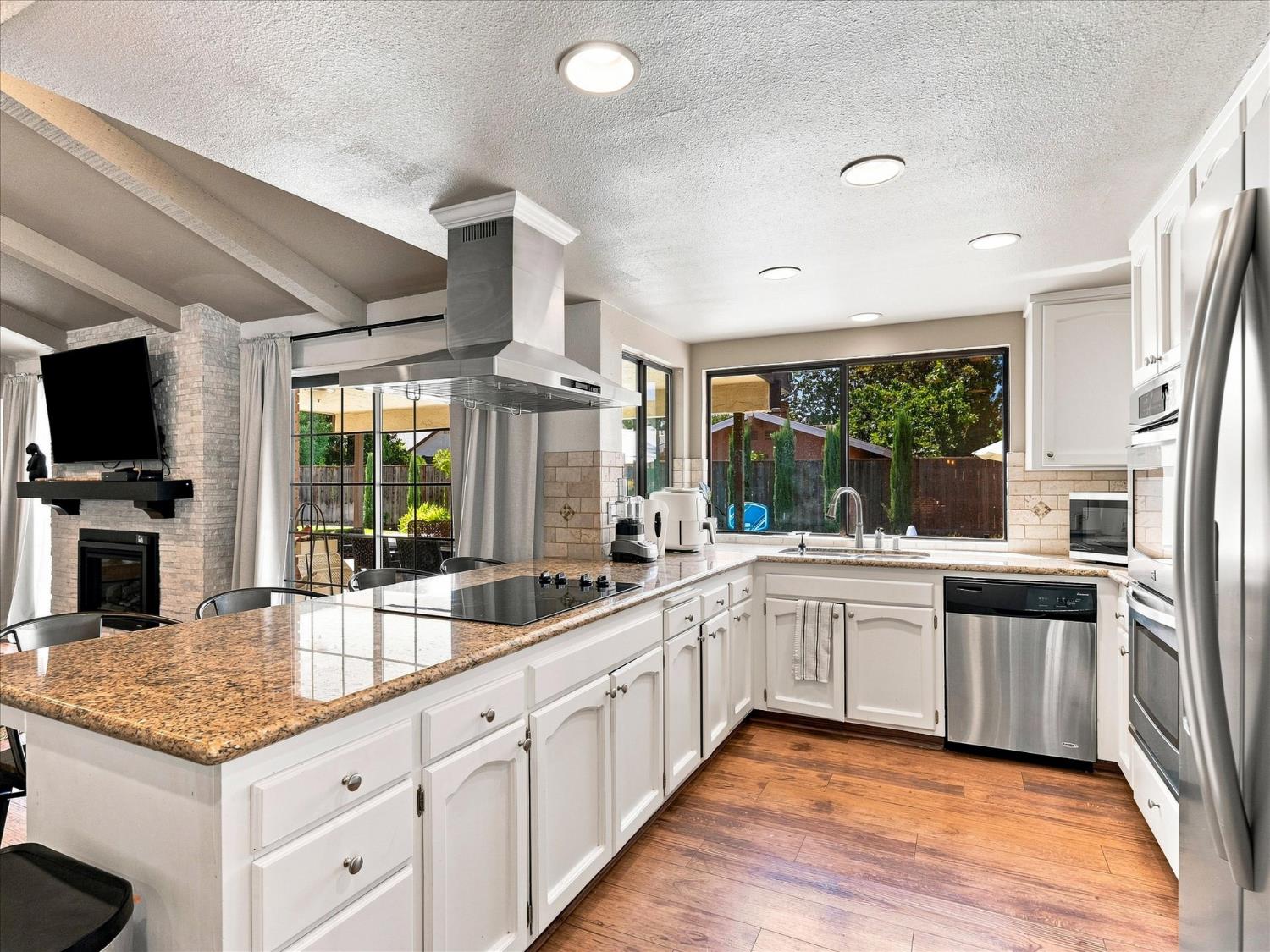805 E Kelso, Fresno, CA 93720