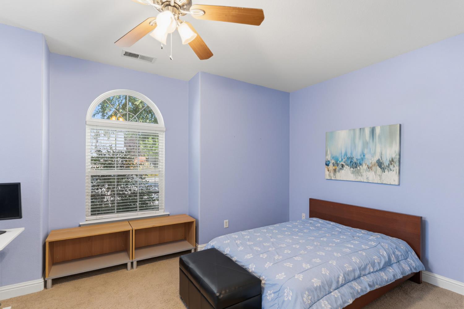 8553 N Ann Ave, Fresno, CA 93720
