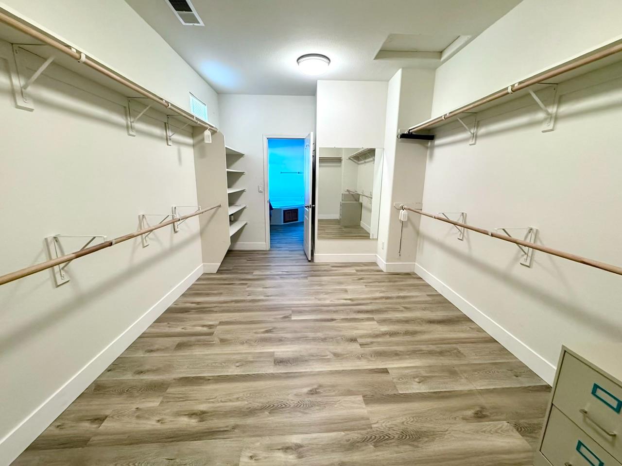 8553 N Ann Ave, Fresno, CA 93720