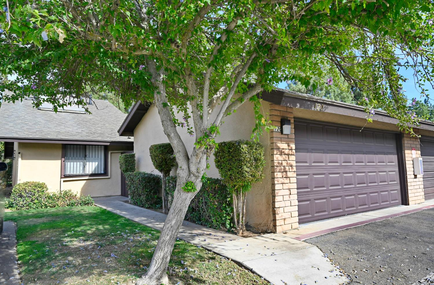 4985 E Butler Ave #120, Fresno, CA 93727