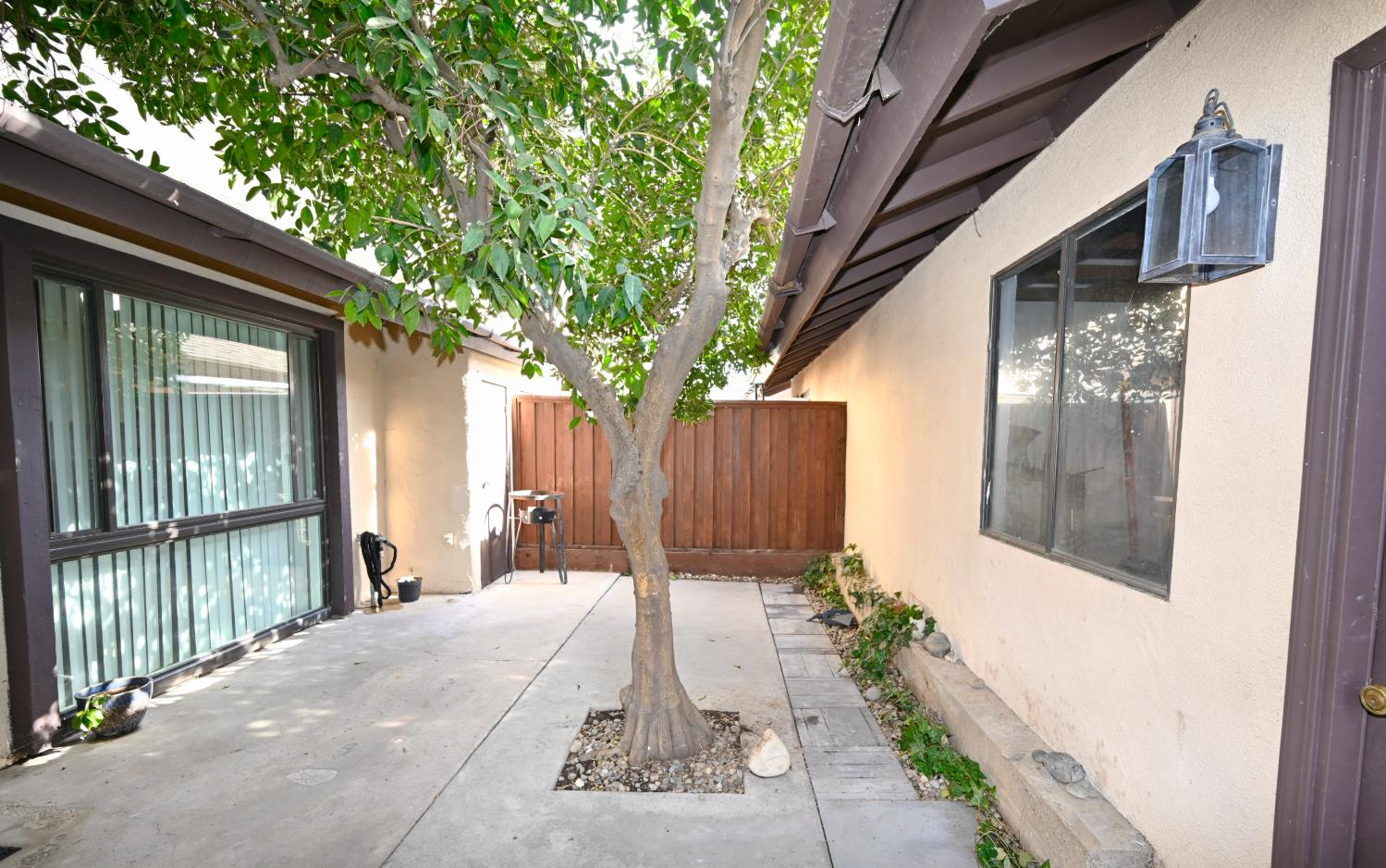4985 E Butler Ave #120, Fresno, CA 93727