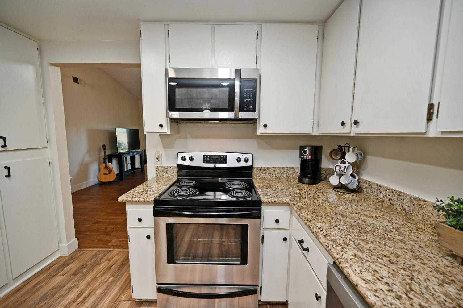 4985 E Butler Ave #120, Fresno, CA 93727