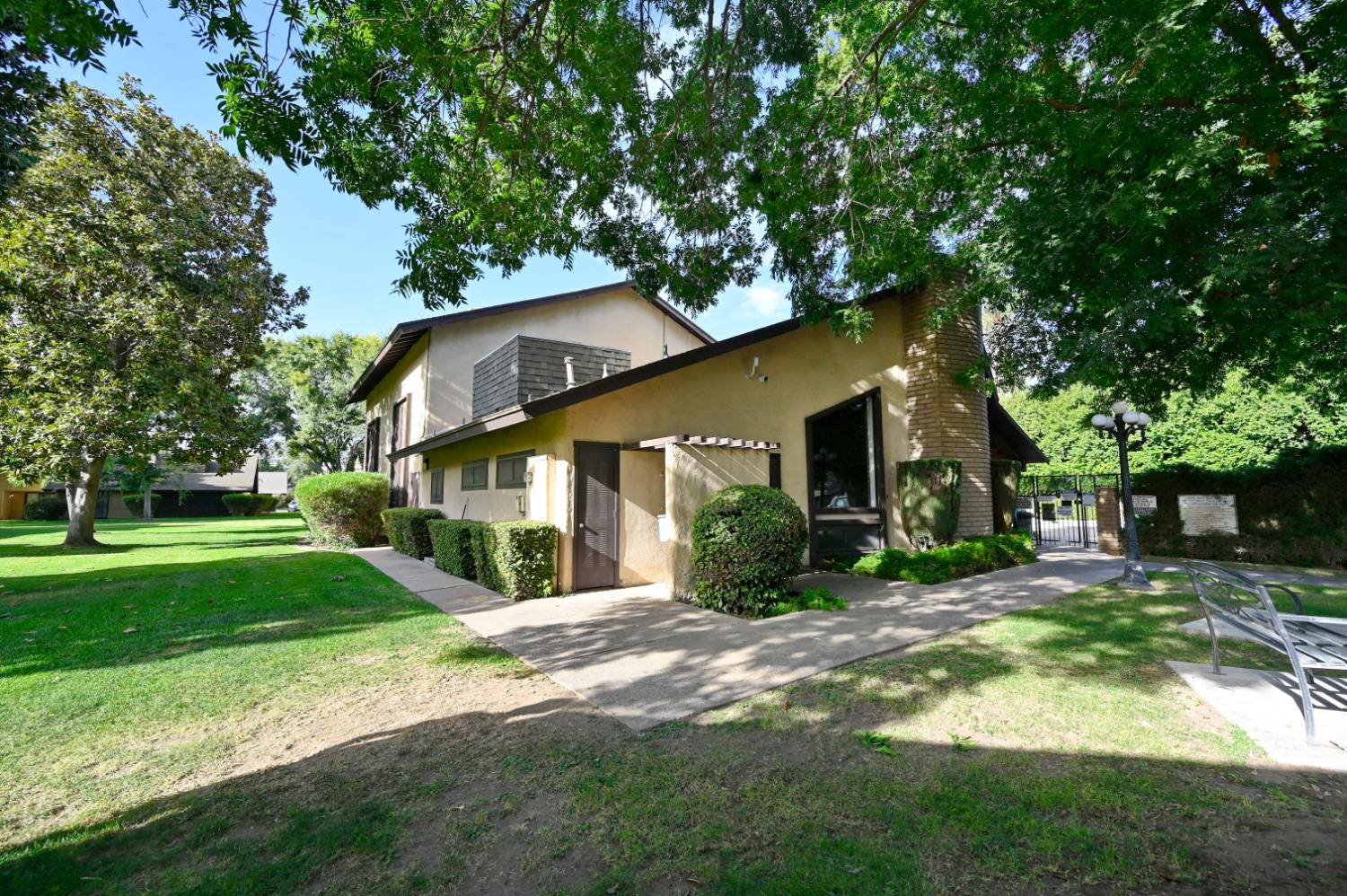 4985 E Butler Ave #120, Fresno, CA 93727