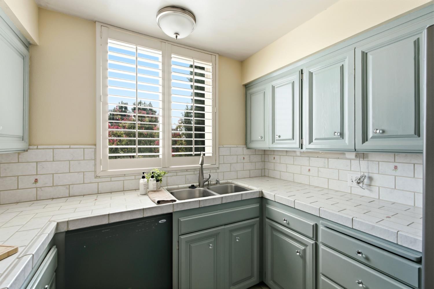 5180 N Wishon Ave #201, Fresno, CA 93704