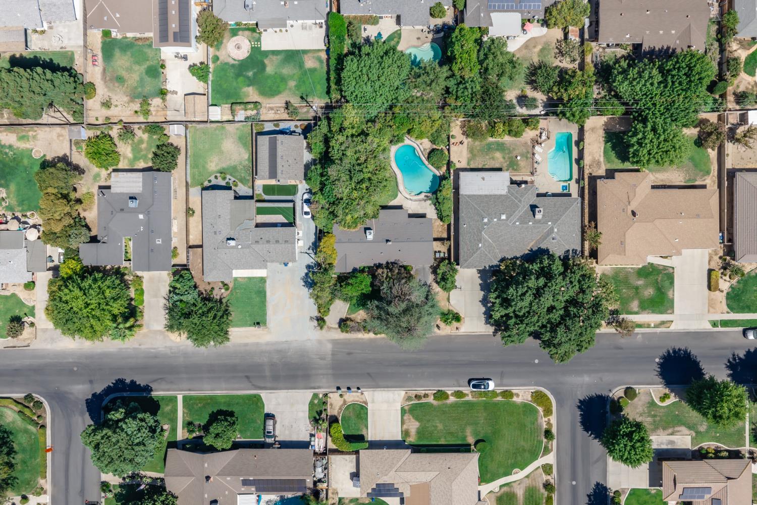 720 W Celeste Ave, Fresno, CA 93704