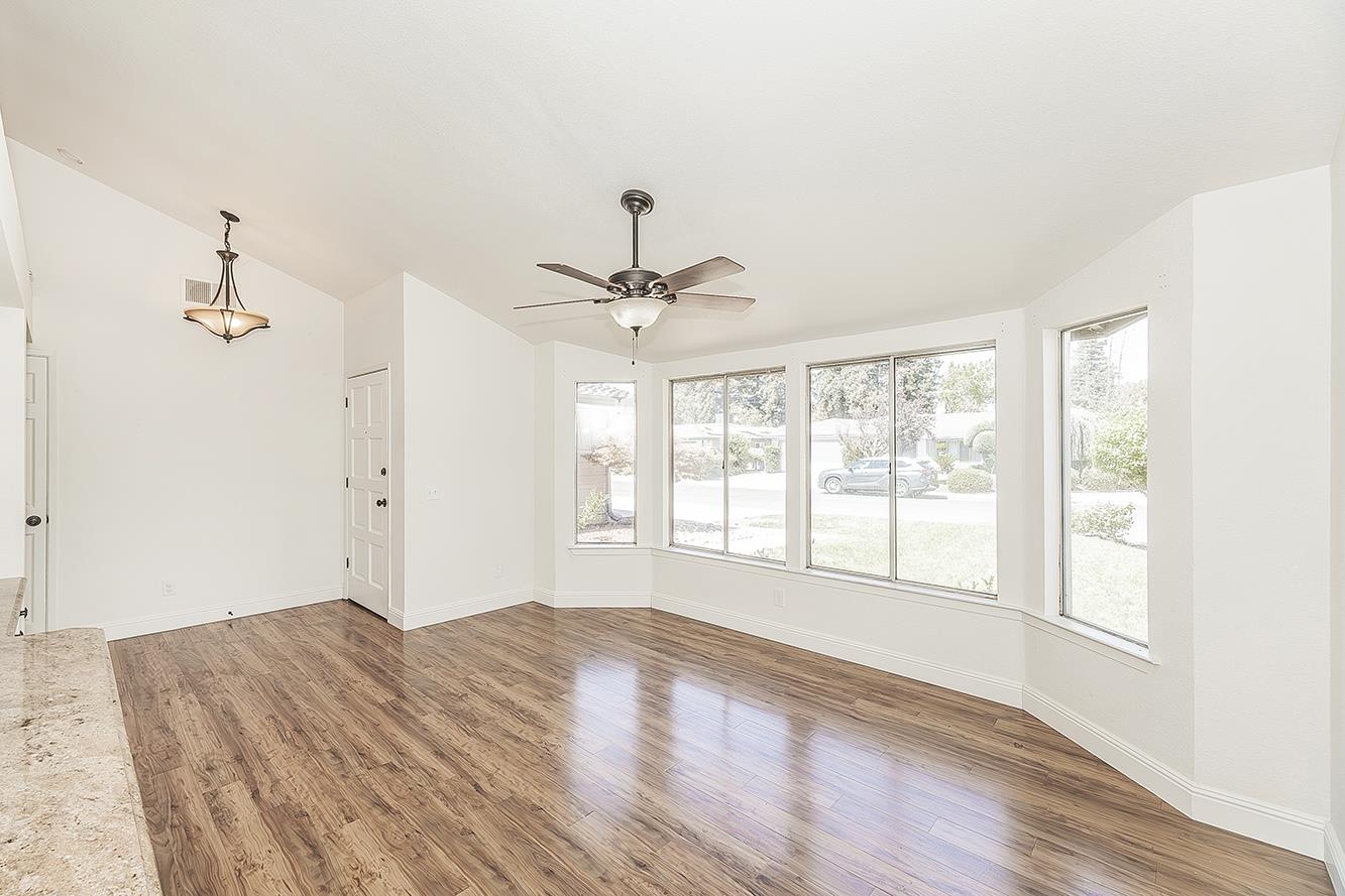 5193 W Hampton Way, Fresno, CA 93722
