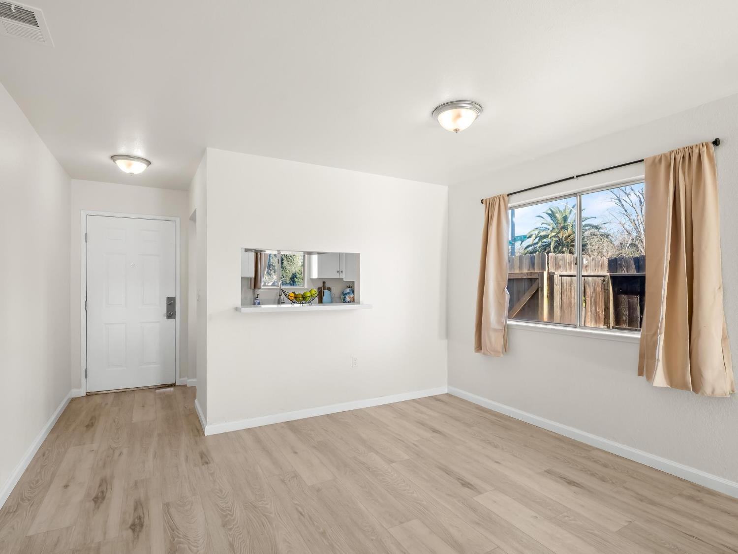 4359 W Cardiff Ave, Fresno, CA 93722