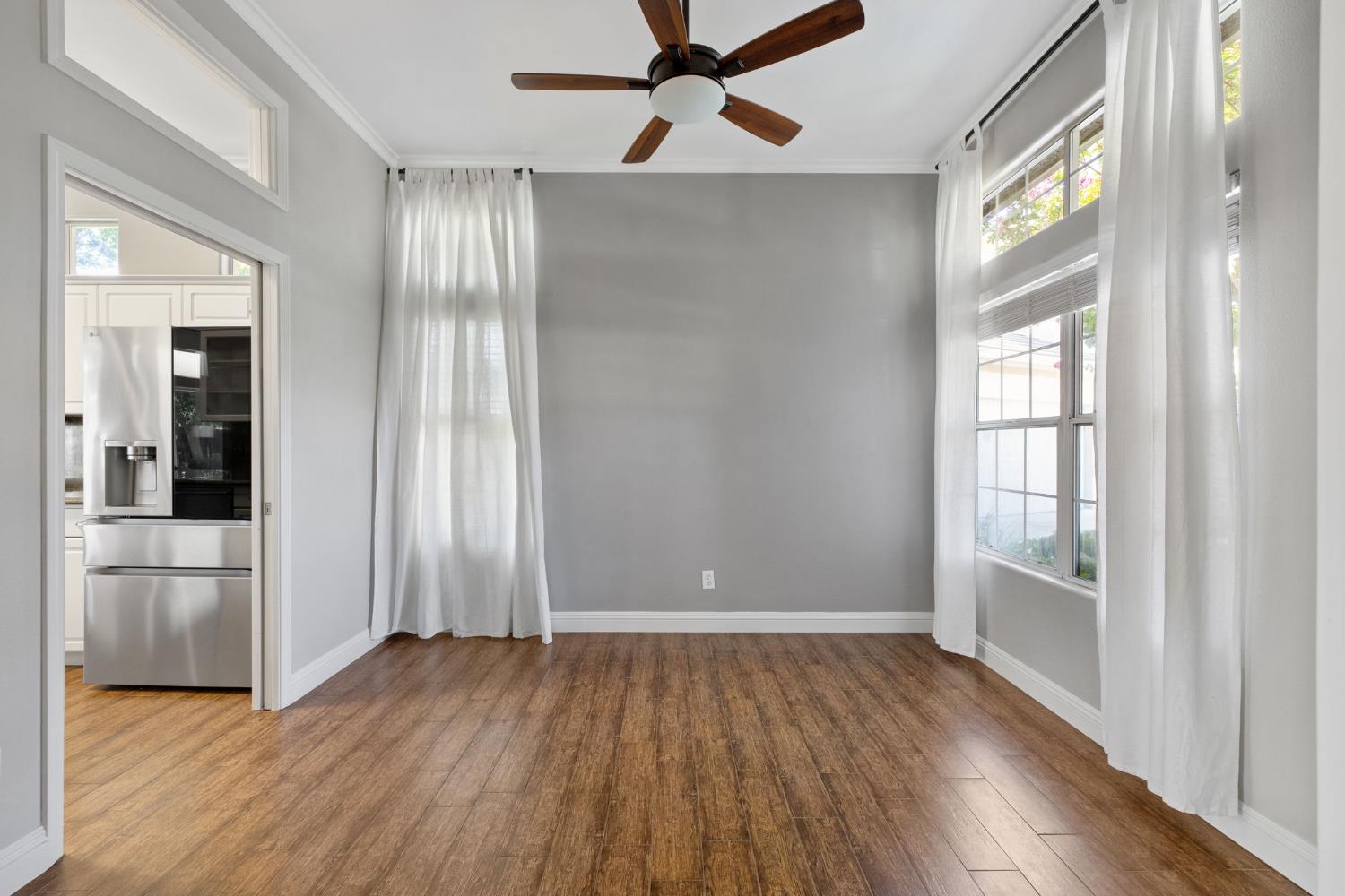 5533 W River Bottom Ave, Fresno, CA 93722