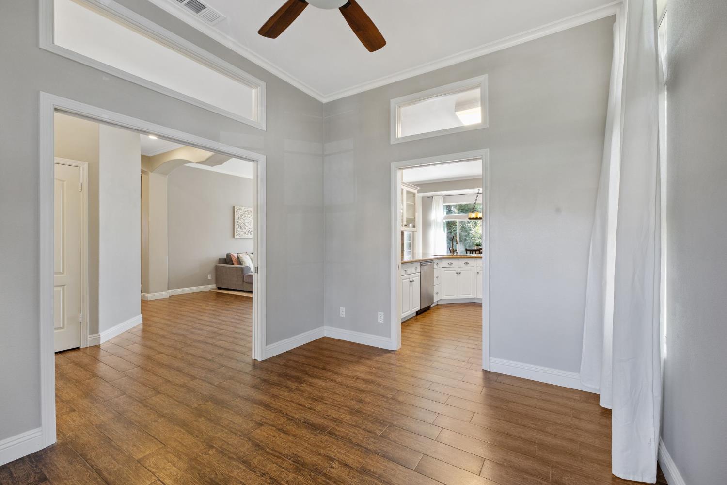 5533 W River Bottom Ave, Fresno, CA 93722