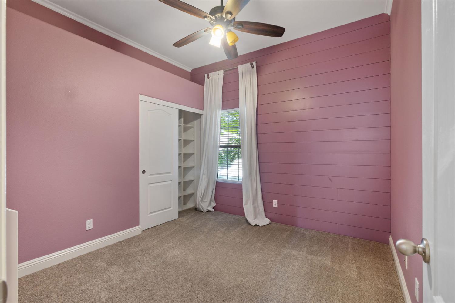 5533 W River Bottom Ave, Fresno, CA 93722