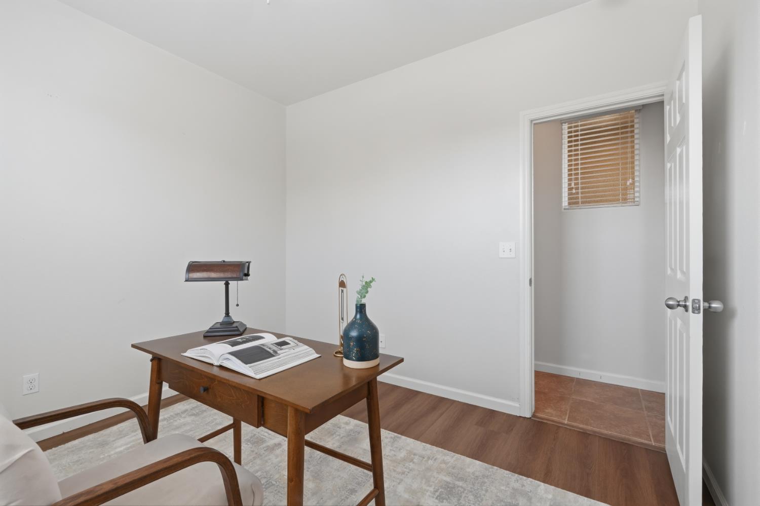 742 Kaweah Ave, Clovis, CA 93619