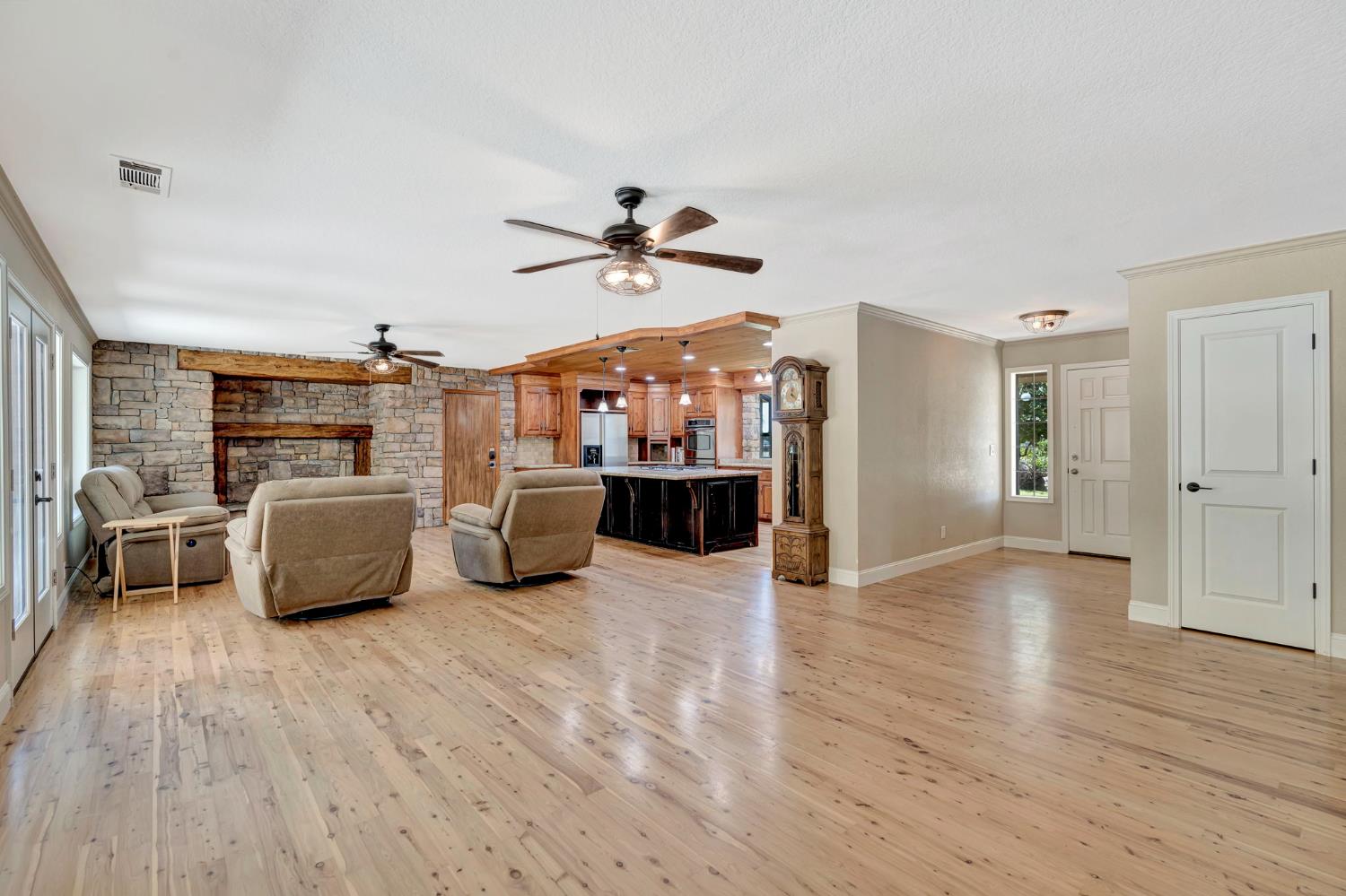 31031 Donald Ave, Madera, CA 93636
