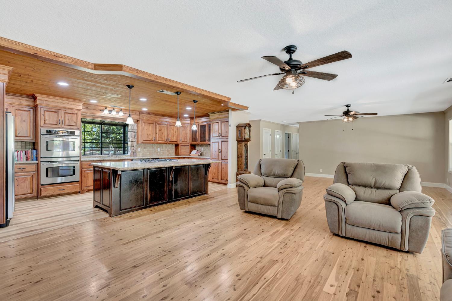 31031 Donald Ave, Madera, CA 93636