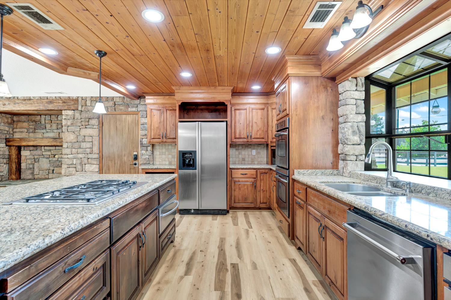 31031 Donald Ave, Madera, CA 93636