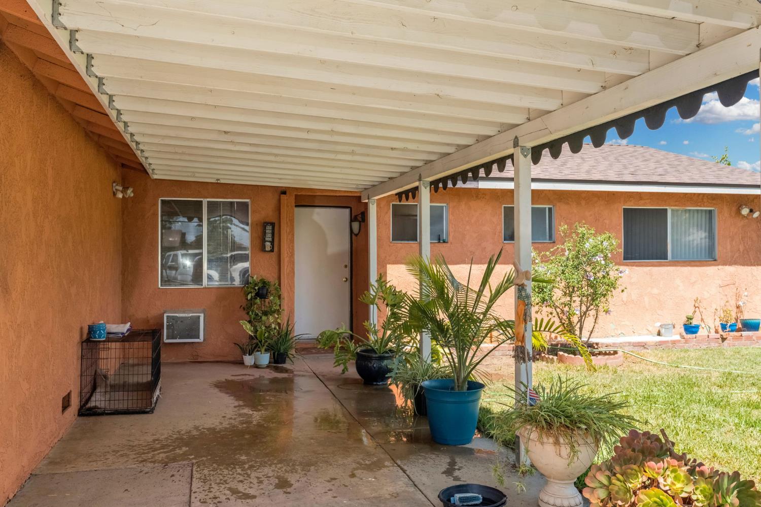 605 Stanley St, Exeter, CA 93221