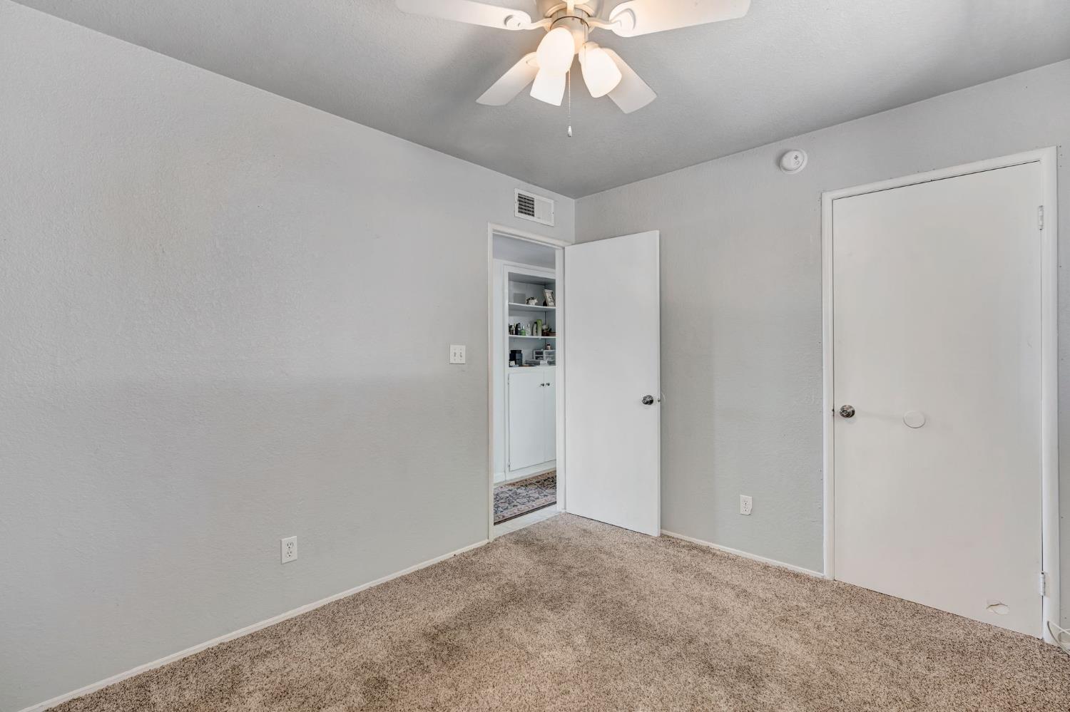 605 Stanley St, Exeter, CA 93221