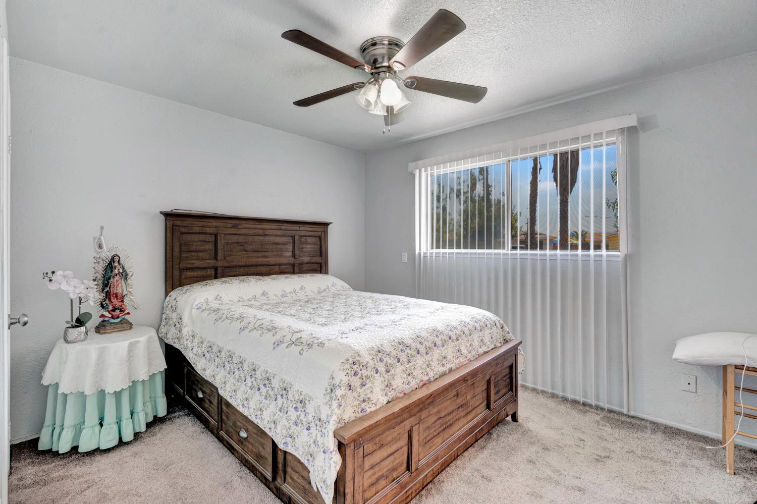 605 Stanley St, Exeter, CA 93221