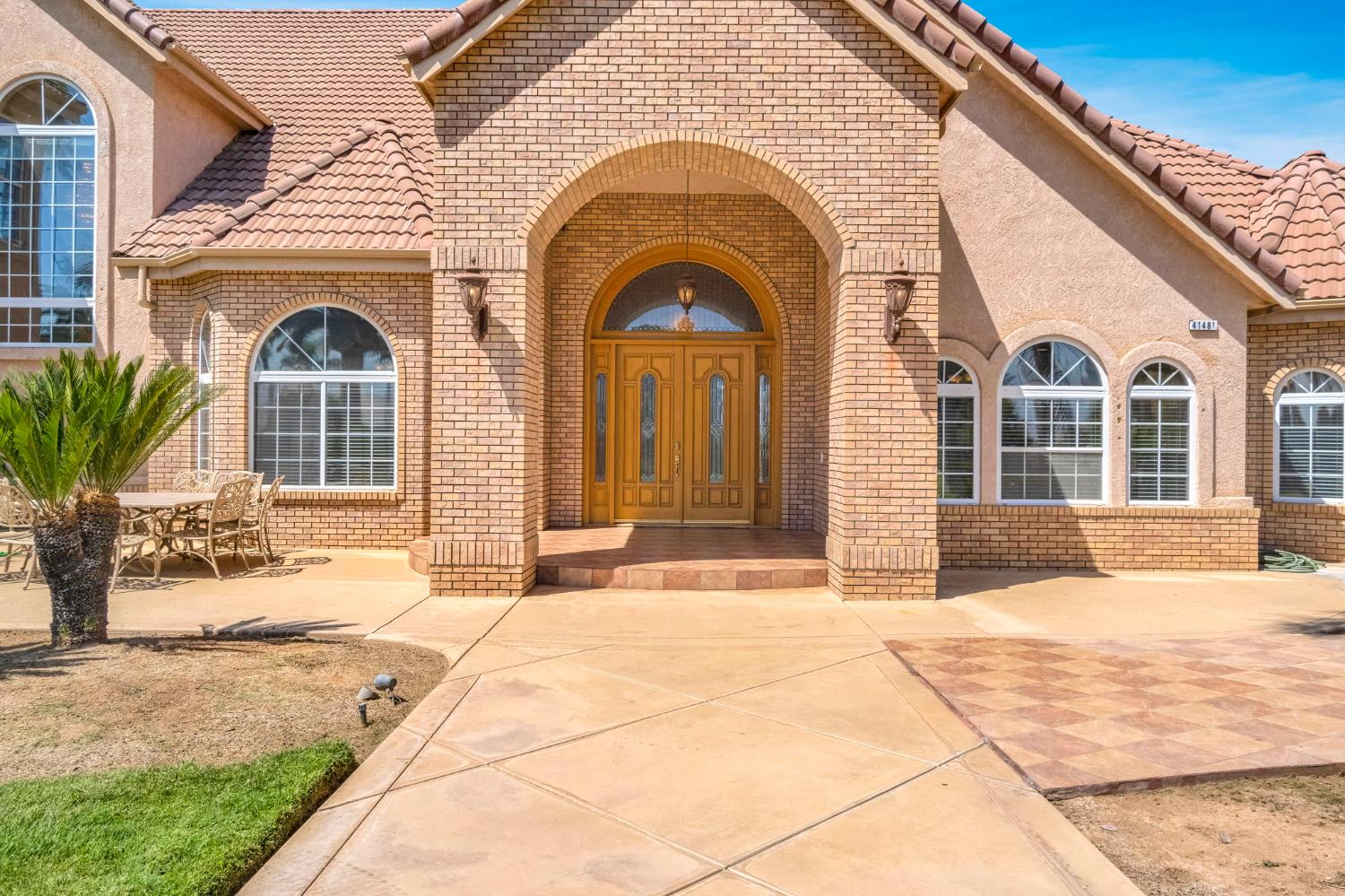 41481 Road 120, Orosi, CA 93647