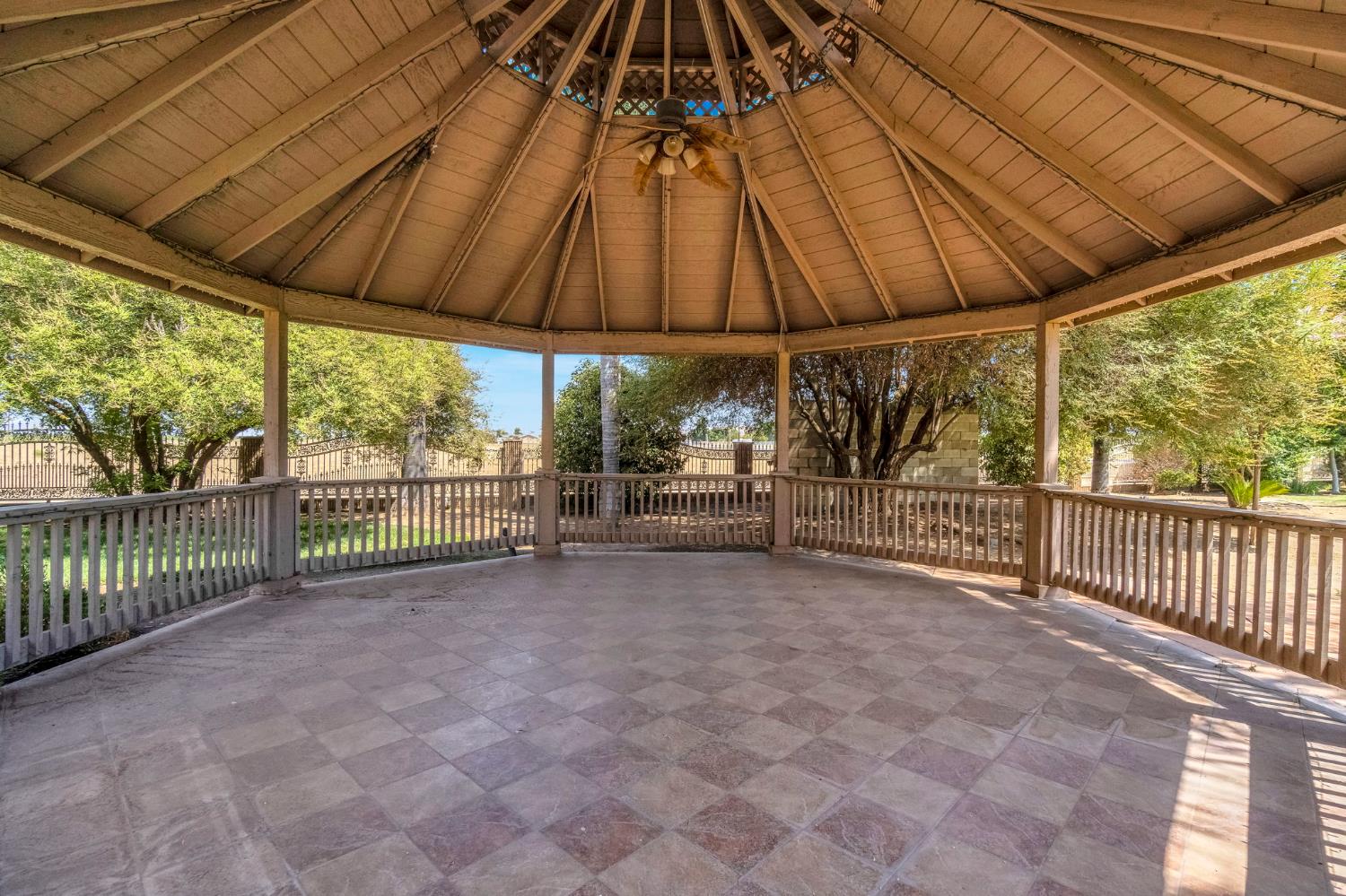 41481 Road 120, Orosi, CA 93647