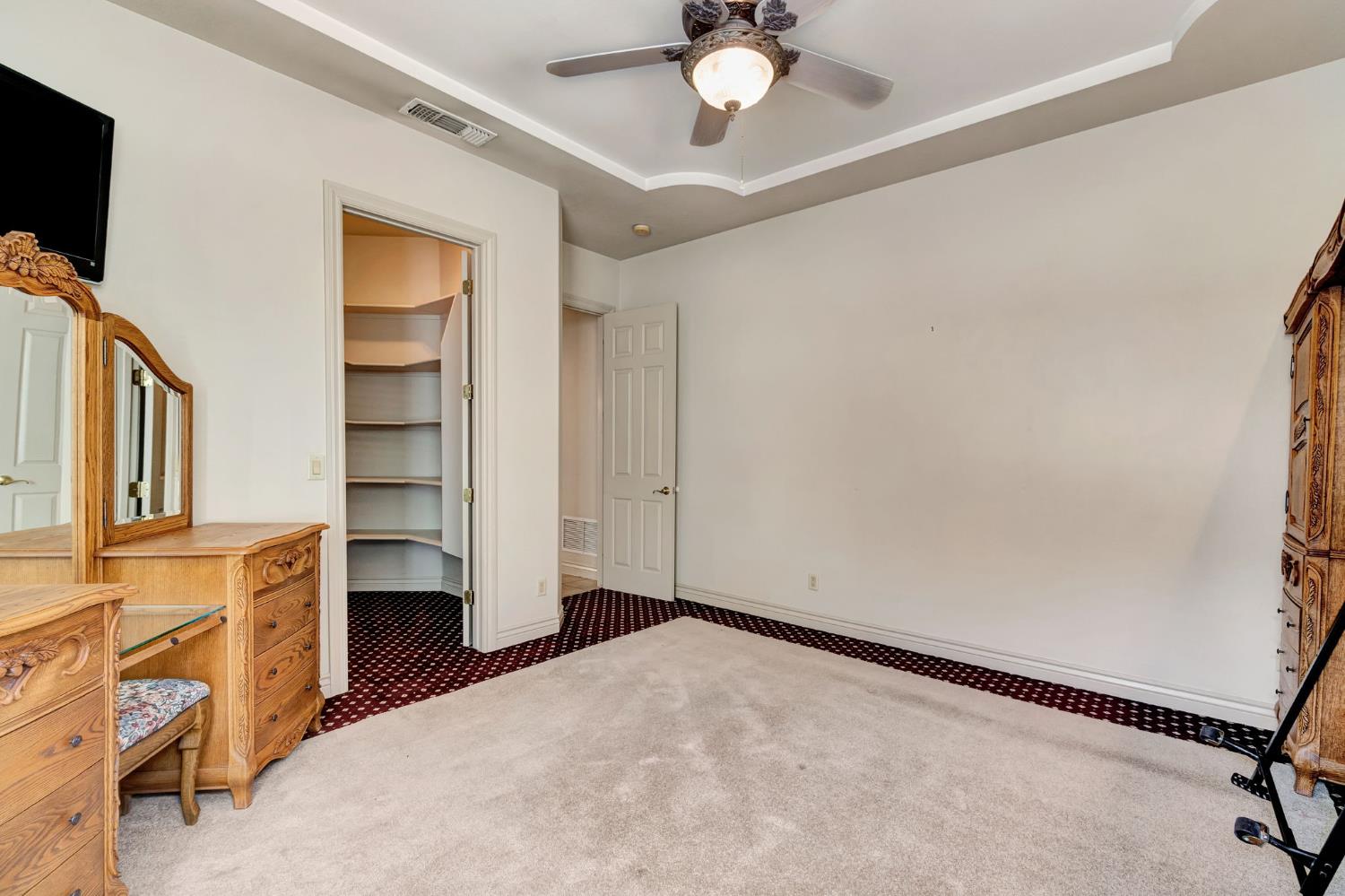 41481 Road 120, Orosi, CA 93647