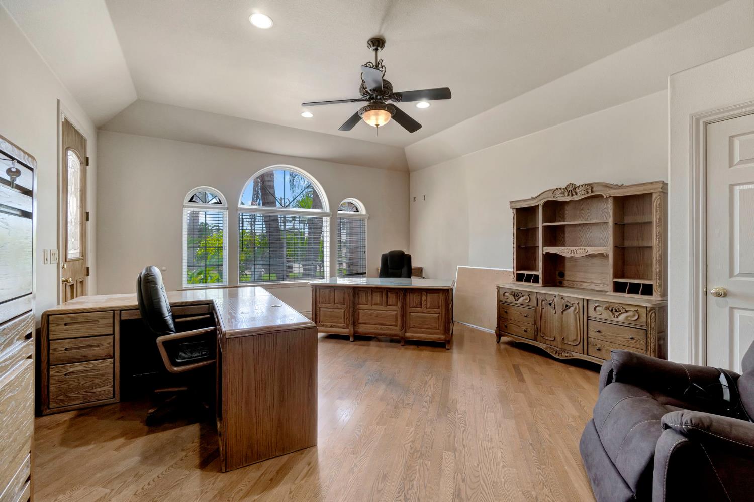 41481 Road 120, Orosi, CA 93647