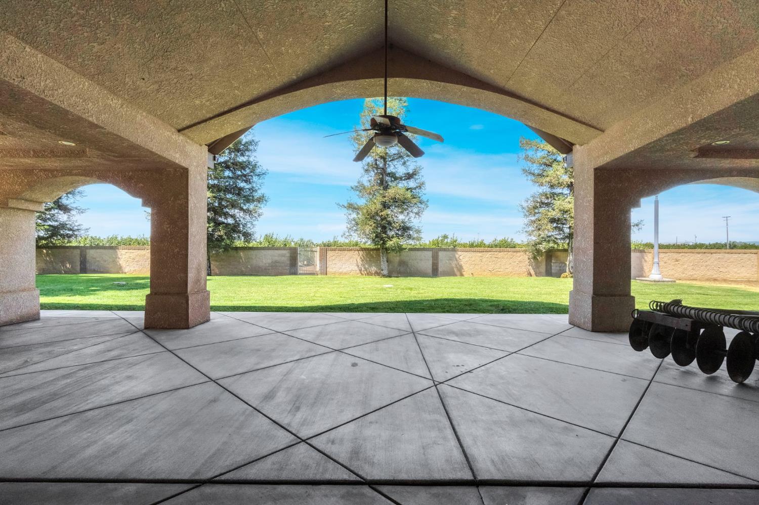 41481 Road 120, Orosi, CA 93647