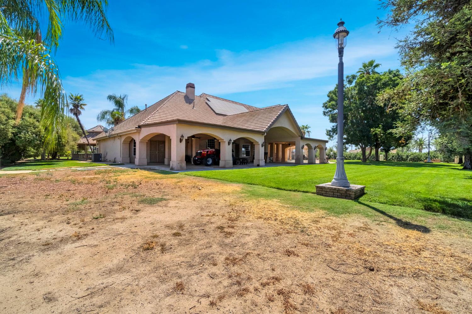 41481 Road 120, Orosi, CA 93647