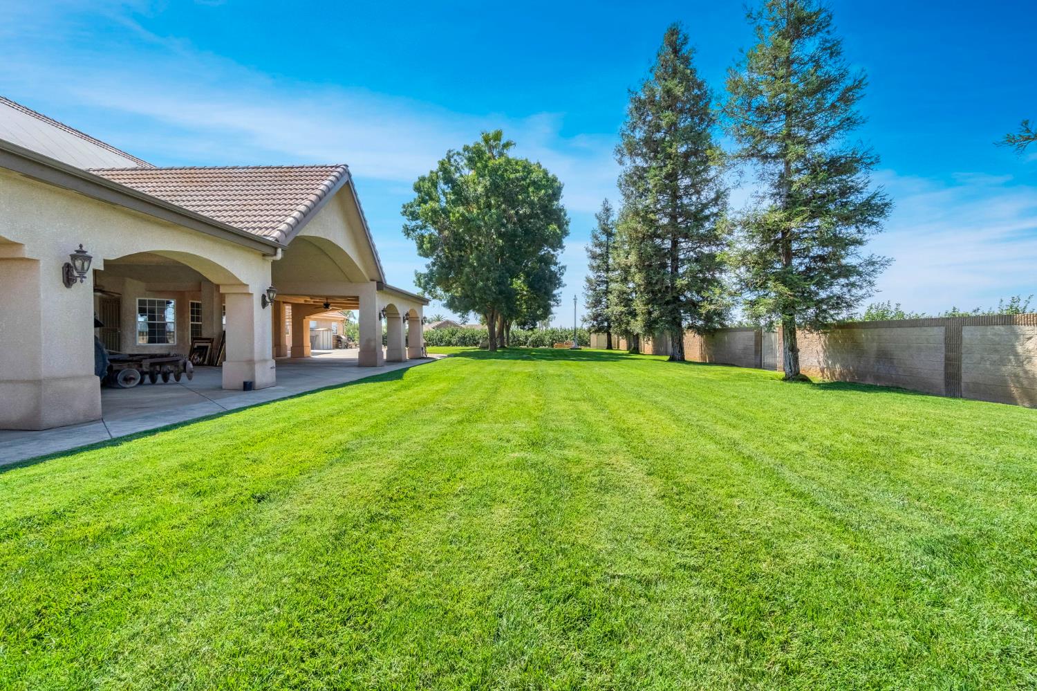 41481 Road 120, Orosi, CA 93647