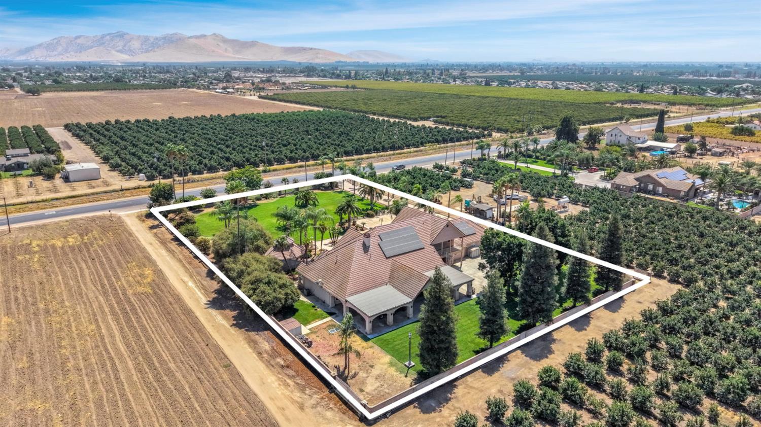41481 Road 120, Orosi, CA 93647