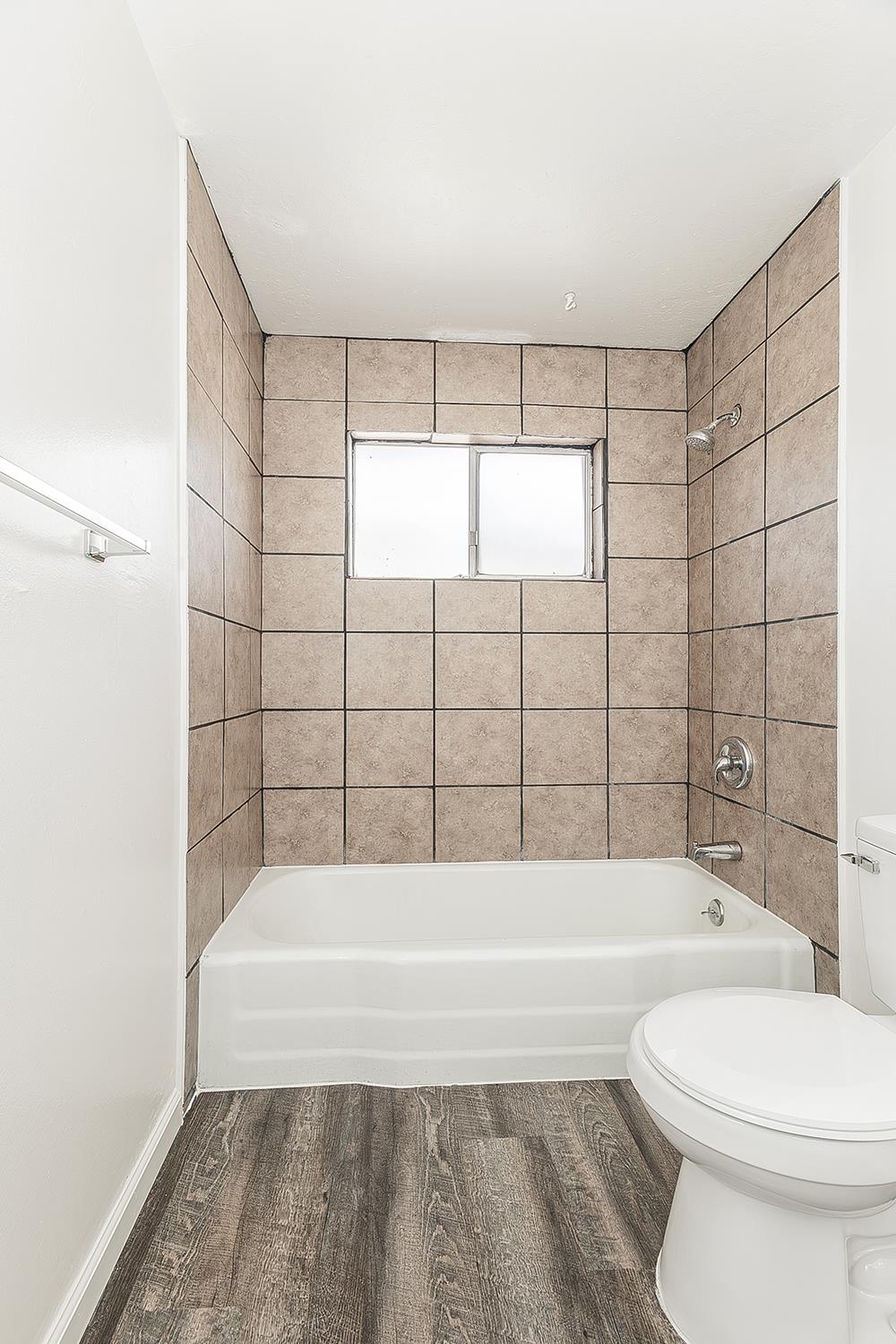 4644 E Gettysburg, Fresno, CA 93726