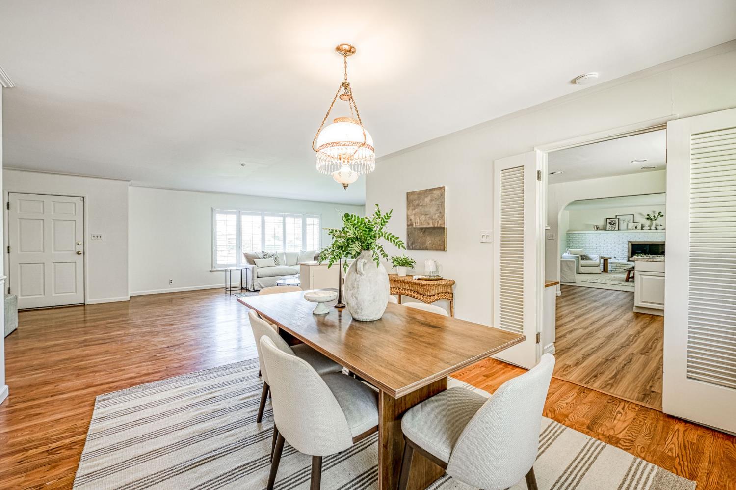 1565 W Barstow, Fresno, CA 93711