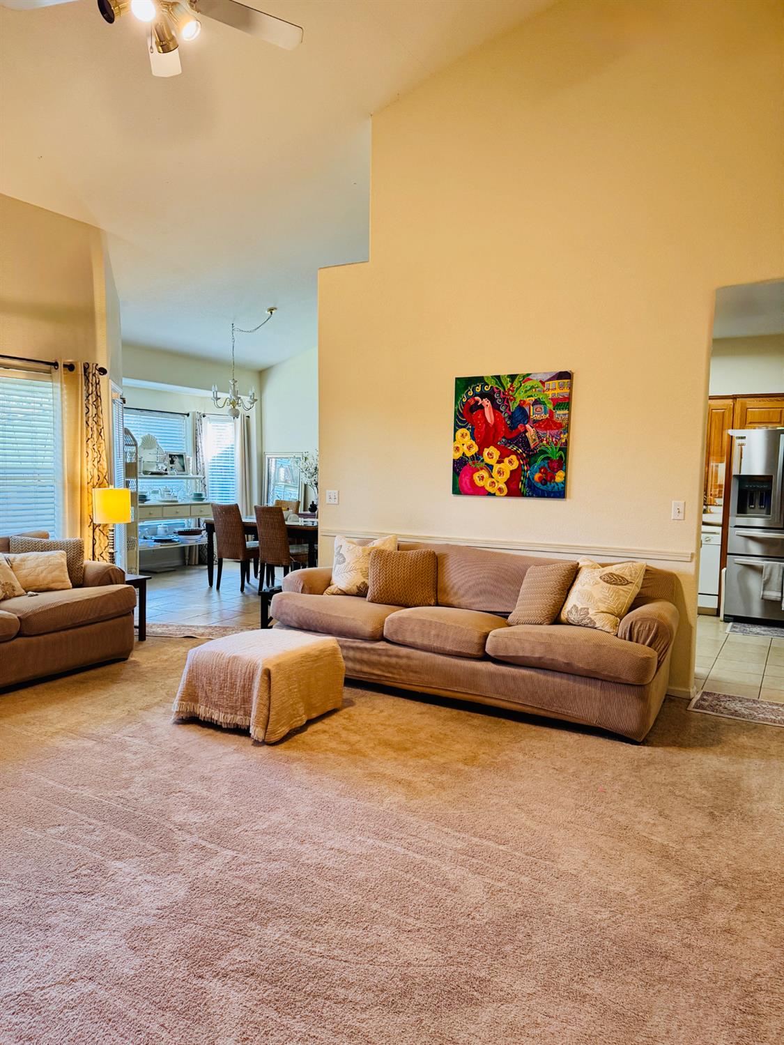 2559 E Fallbrook Ave, Fresno, CA 93720