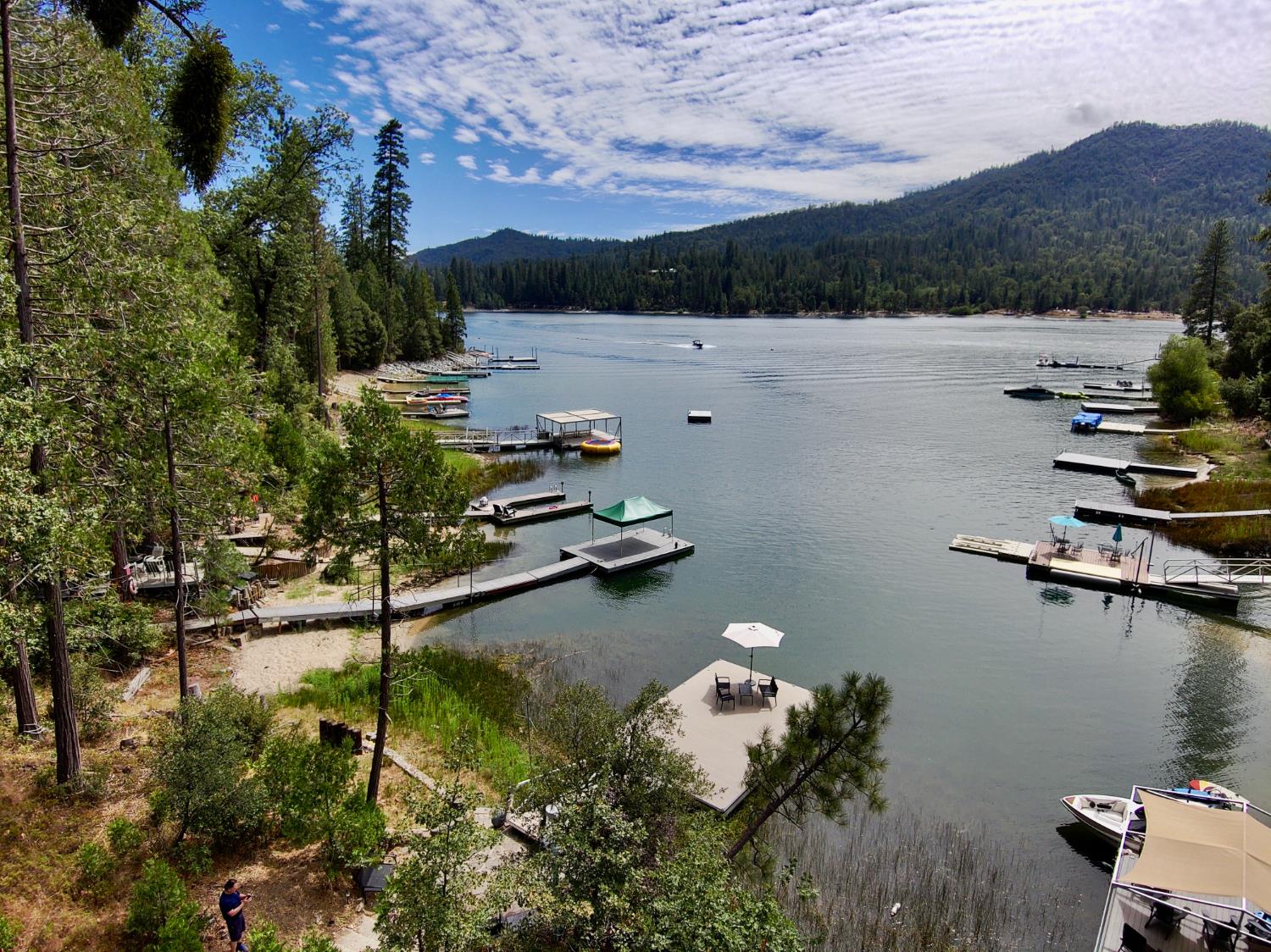 38954 Lake Point Court, Bass Lake, CA 93604