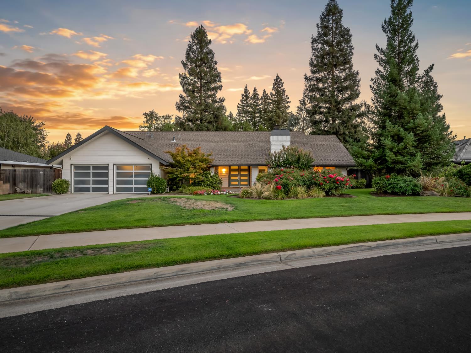 3231 W Chennault Ave, Fresno, CA 93711