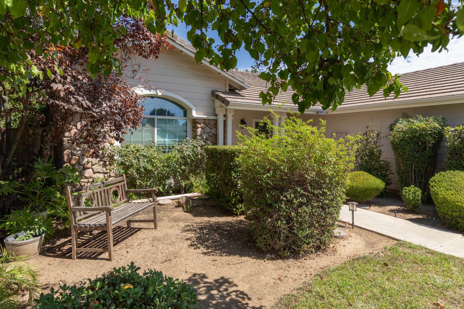 2671 Dennis Ave, Fresno, CA 93611