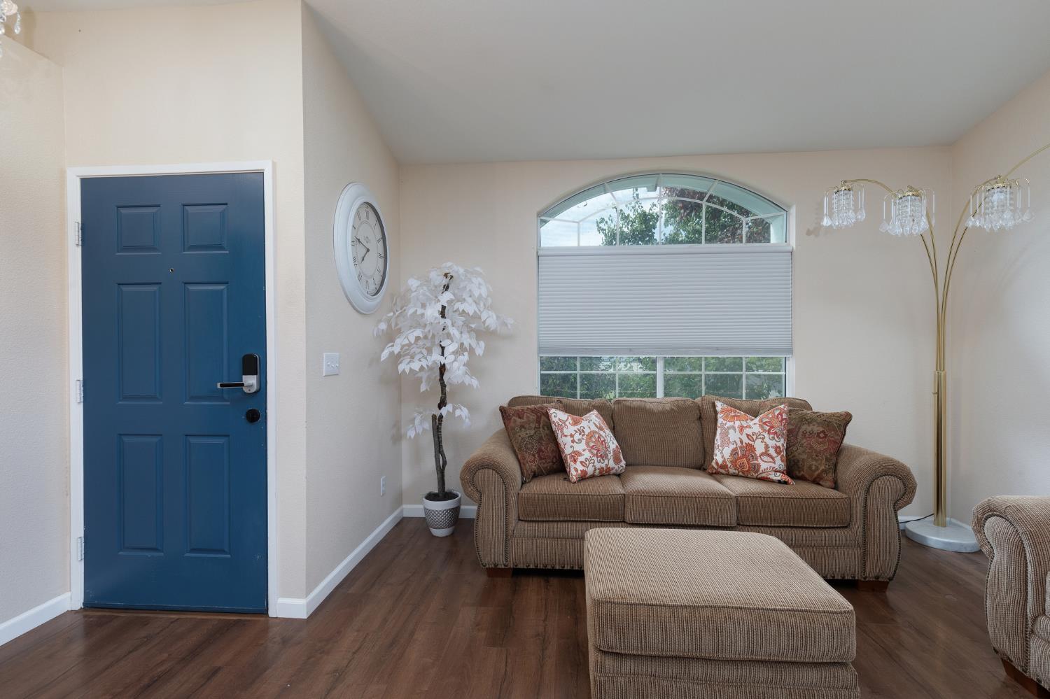 2671 Dennis Ave, Fresno, CA 93611