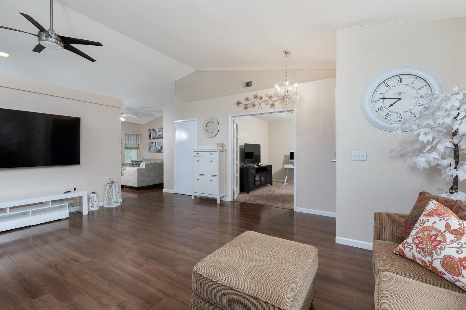 2671 Dennis Ave, Fresno, CA 93611
