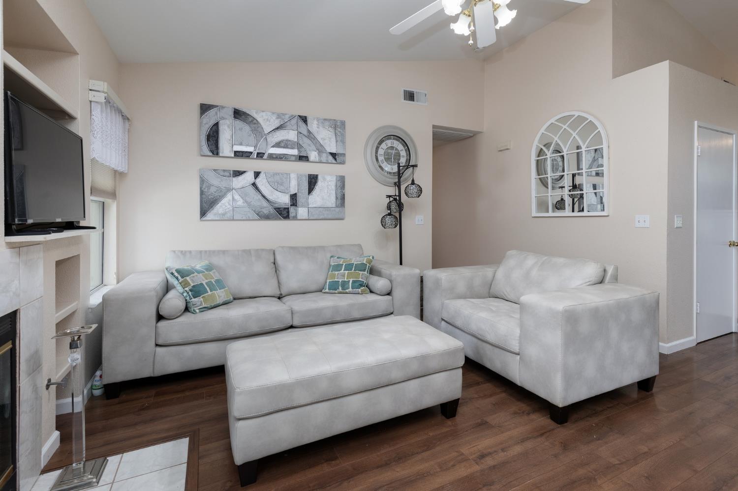 2671 Dennis Ave, Fresno, CA 93611