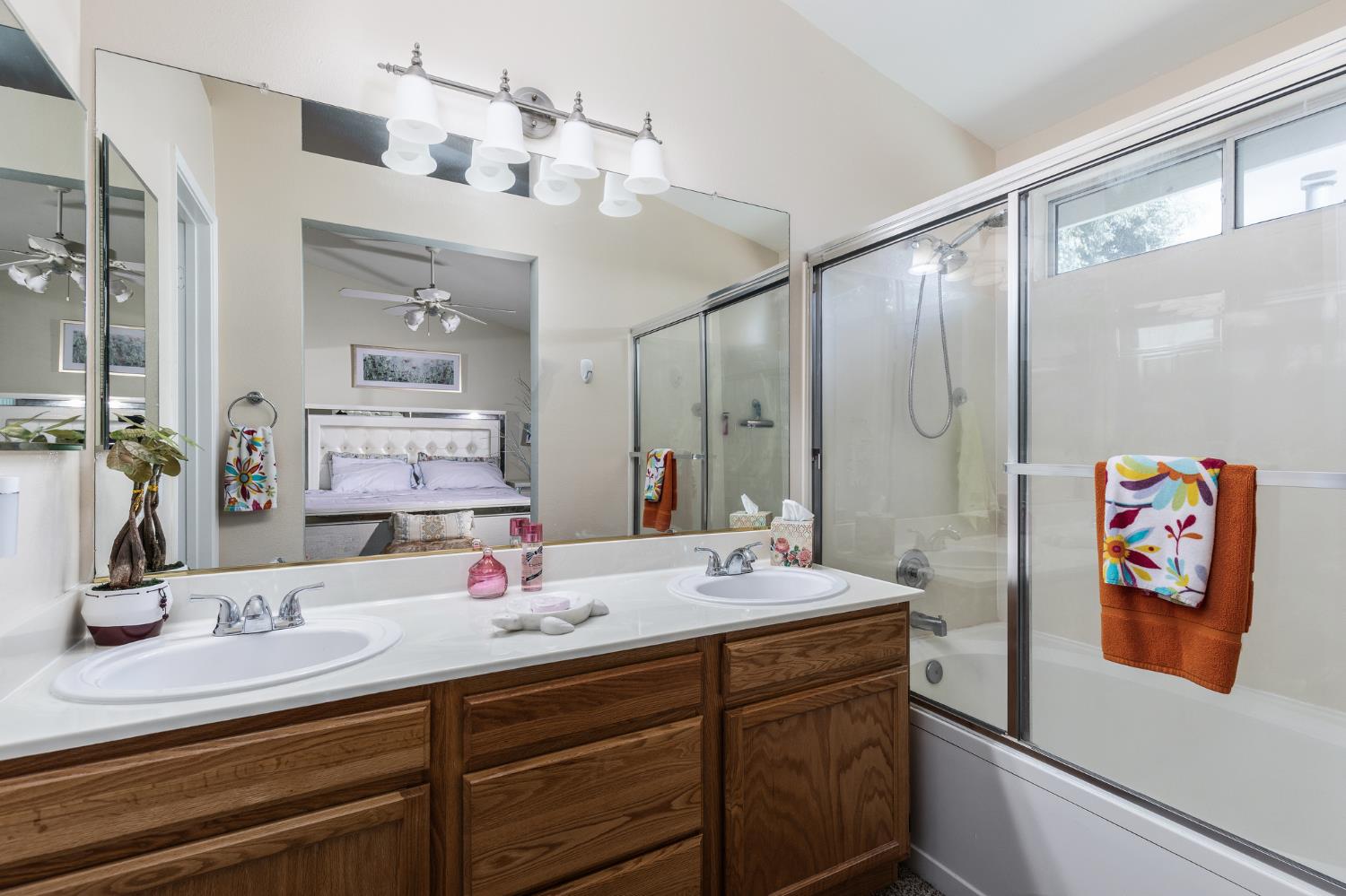 2671 Dennis Ave, Fresno, CA 93611
