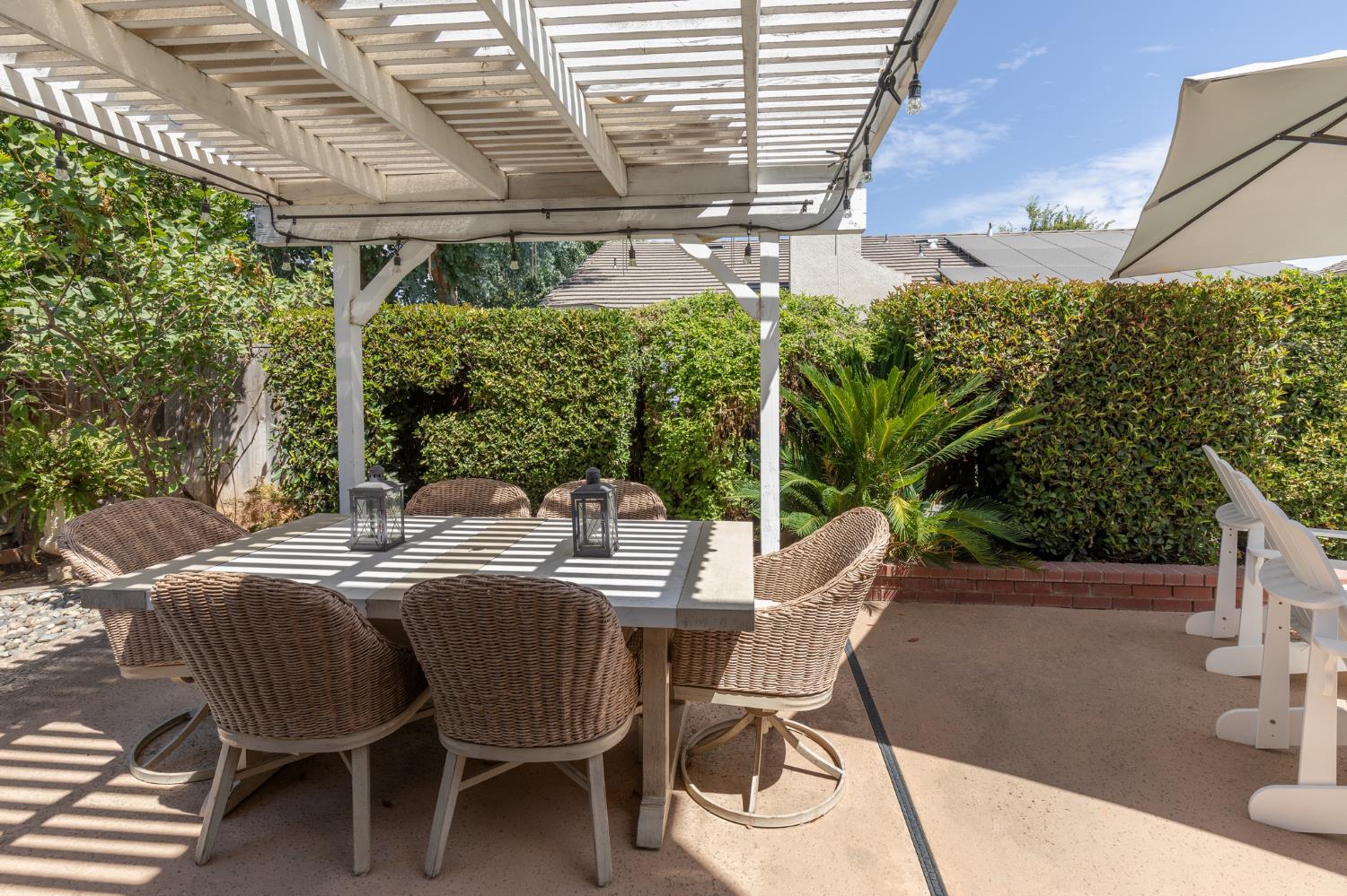 2671 Dennis Ave, Fresno, CA 93611