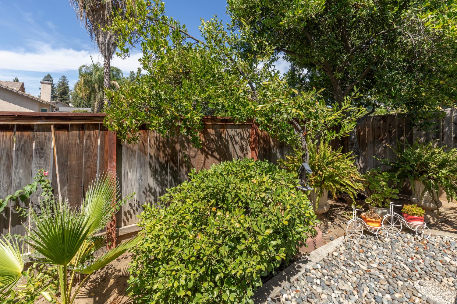 2671 Dennis Ave, Fresno, CA 93611
