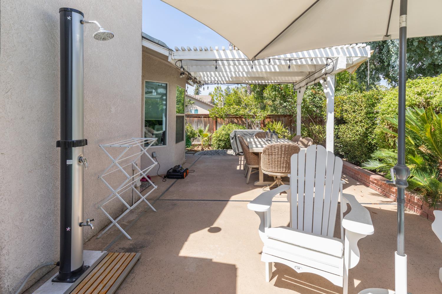 2671 Dennis Ave, Fresno, CA 93611