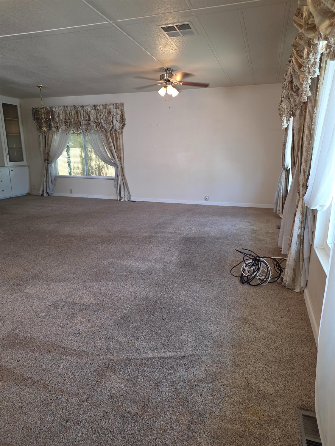 2706 W Ashlan Ave #25, Fresno, CA 93705