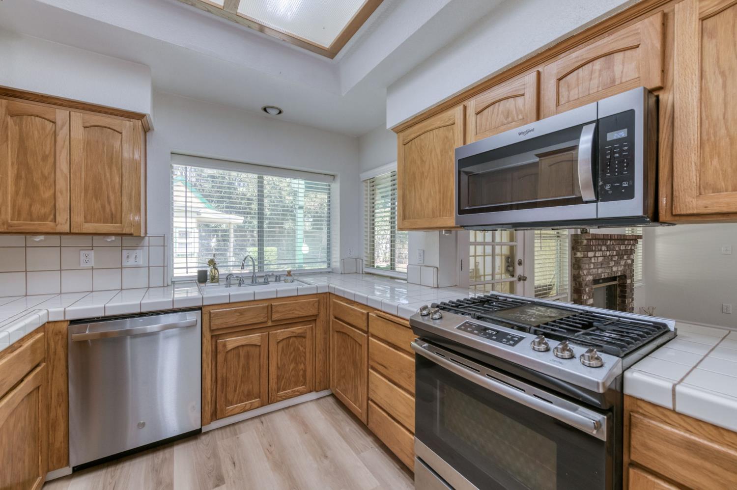 6342 N Selland Ave, Fresno, CA 93711