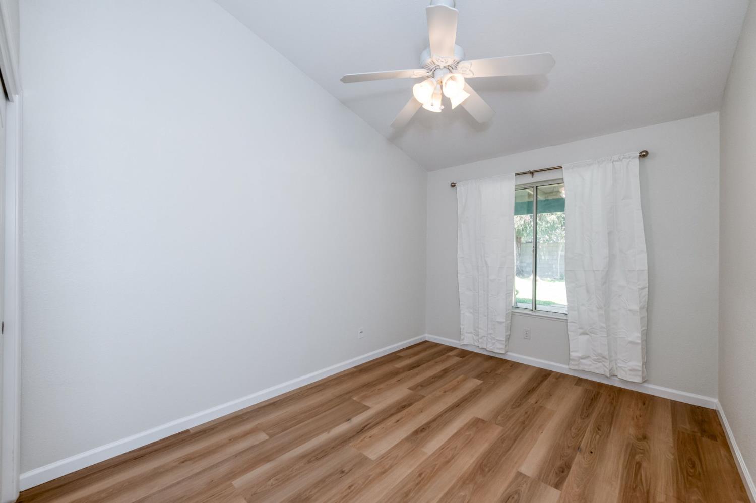 6342 N Selland Ave, Fresno, CA 93711