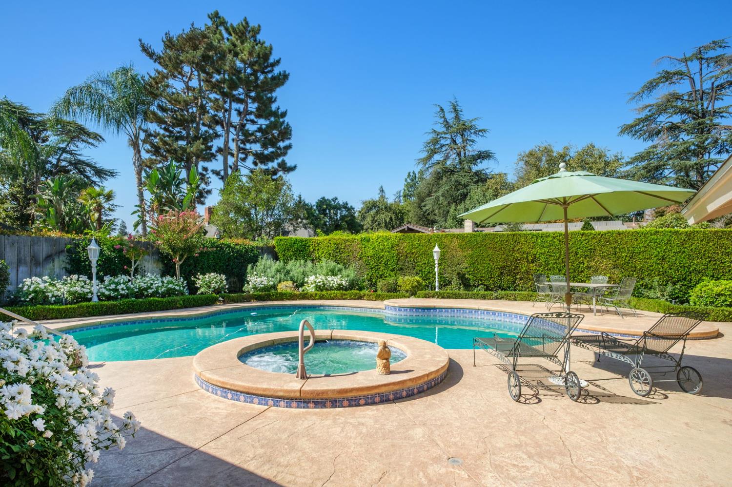 5283 N Pleasant Ave, Fresno, CA 93711