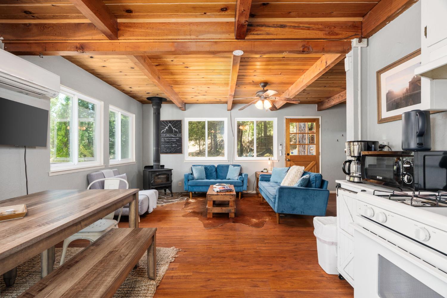 5570 Grayling Rd, Mariposa, CA 95338