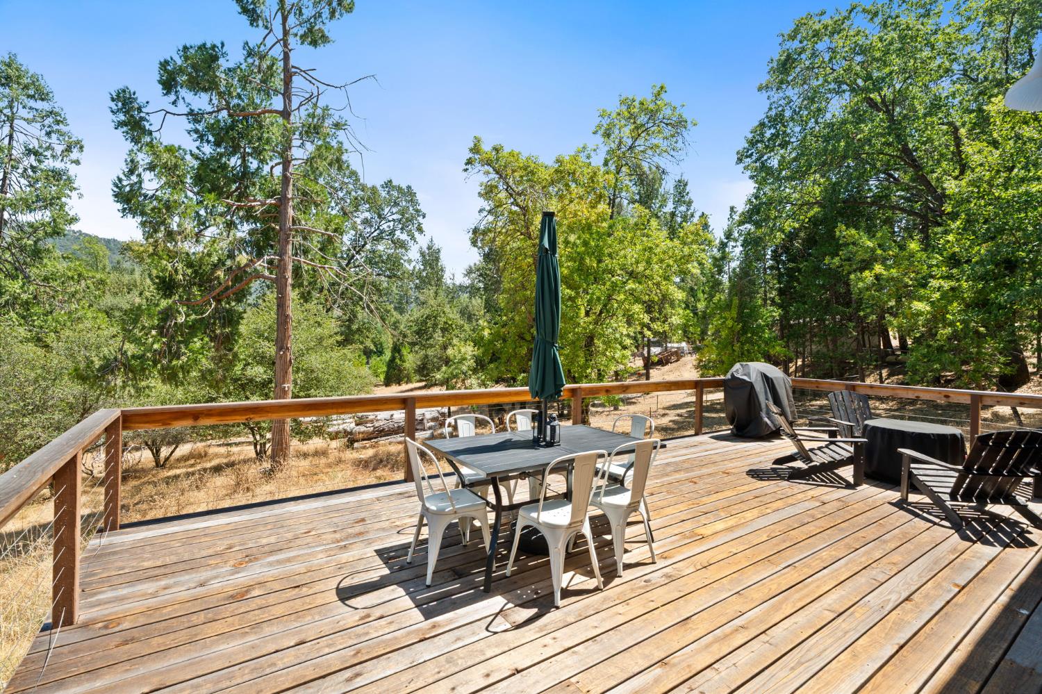 5570 Grayling Rd, Mariposa, CA 95338